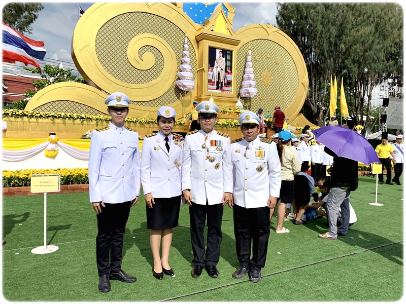 ﻿กรมบังคับคดีร่วมพิธีเปิดกรวยถวายราชสักการะหน้าพระบรมฉายาลักษณ์พระบาทสมเด็จพระเจ้าอยู่หัว